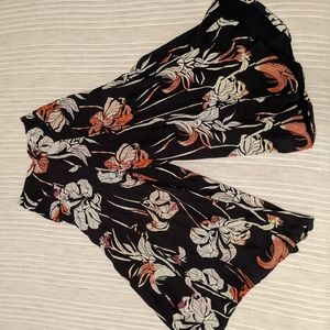 Cropped wide leg floral pants
